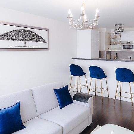 Appartement Luxueux, Neuf & Equipe A Versailles, Сен-Сір-л'Еколь Екстер'єр фото